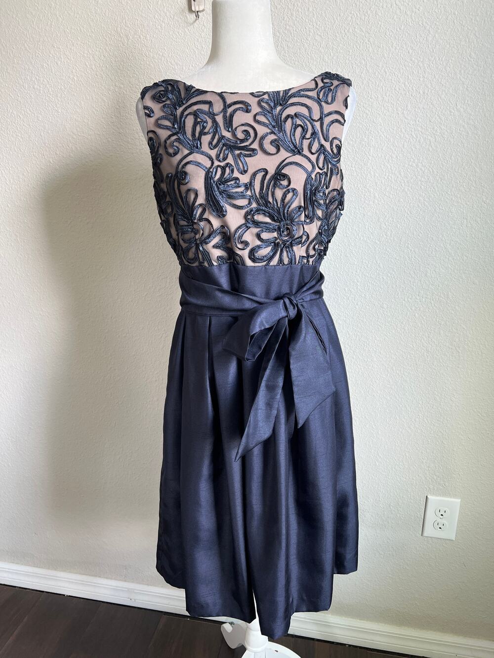 J Howard Navy Blue Scroll Pleated Belted Knee Length Formal Party Dress Womens 8